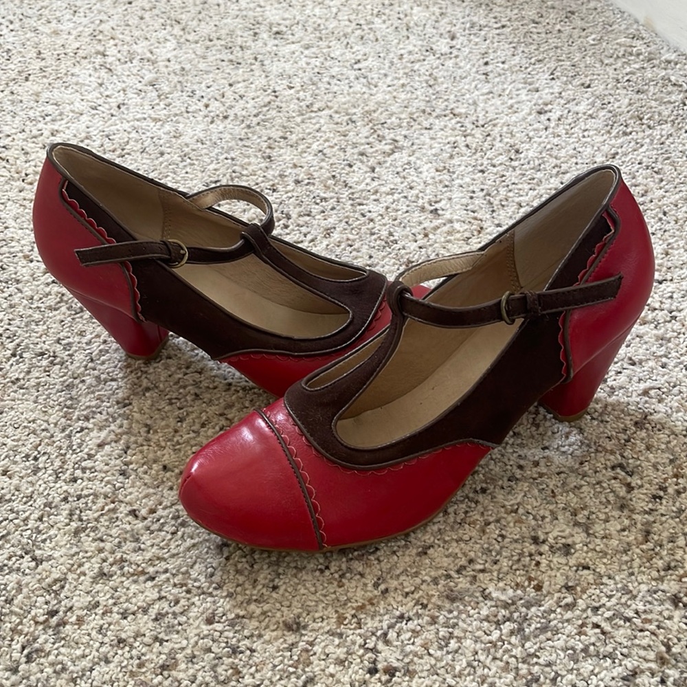 Chelsea Crew Maryjane heels
